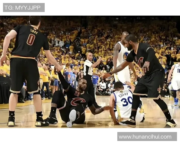 76人对阵骑士精彩对决回顾12月10日比赛录像分析与亮点总结