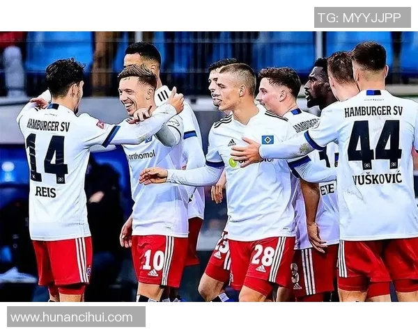汉堡队与西班牙人队的精彩对决分析与赛后总结
