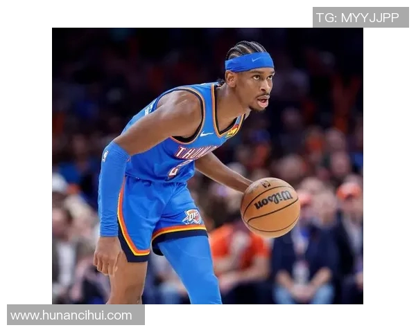 篮球明星专访揭秘他们的成长历程与赛场背后的故事