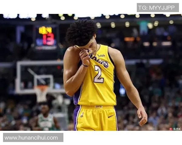 布鲁克洛佩斯：从篮筐之下的巨人到NBA的全能战士之路